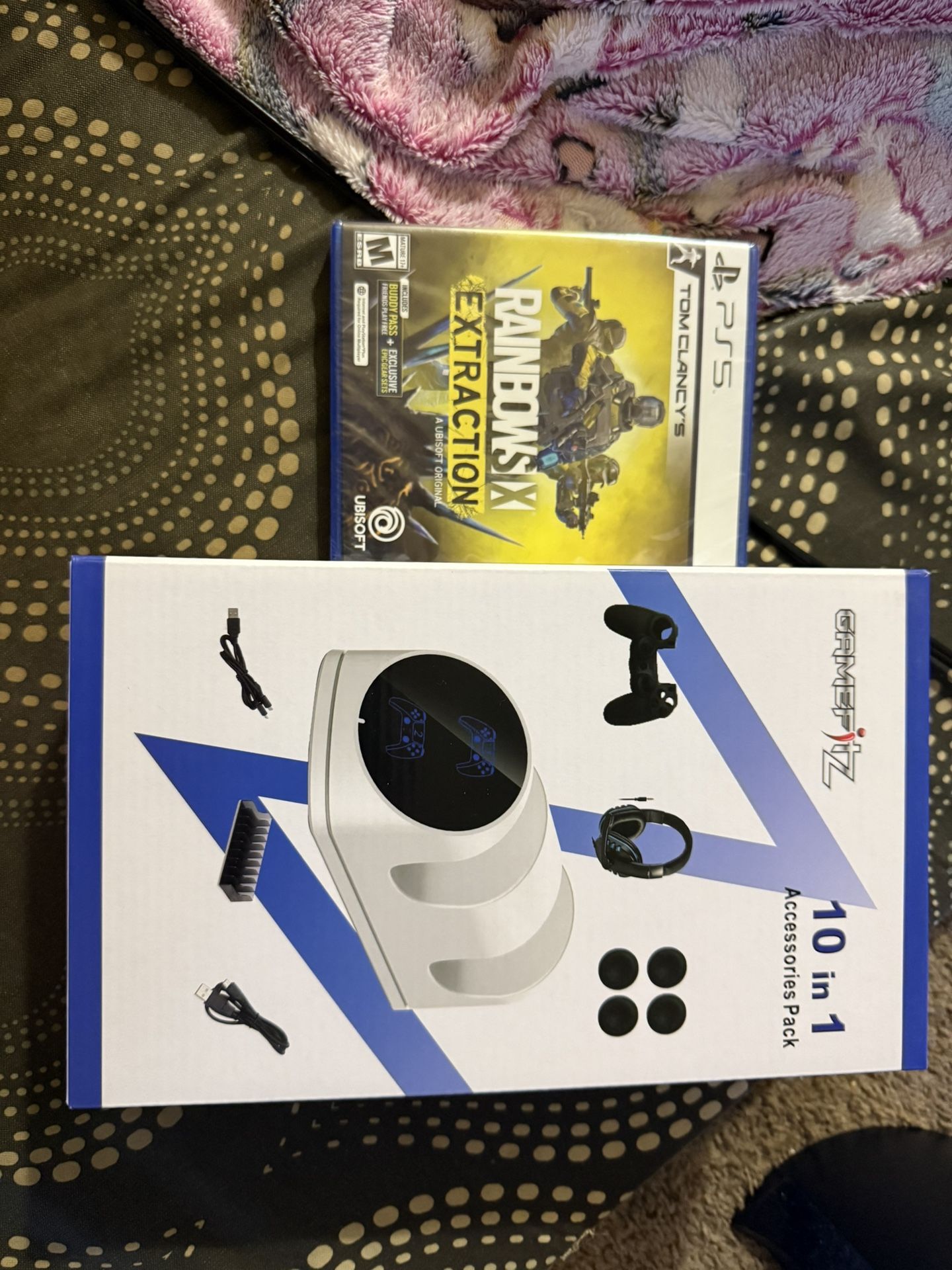 Rainbow Six Extraction And 10 In 1 Accessories Ps5 Pack