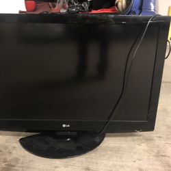 LG TV 50”