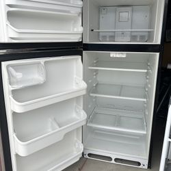 Small Fridge !