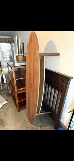 Surfboard table