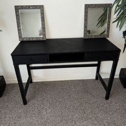 2 Drawer Table 