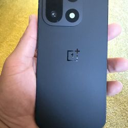 OnePlus 15 UNLOCKED 256GB | 12GB RAM | Infinite Black