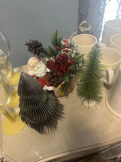 Christmas decor three pieces