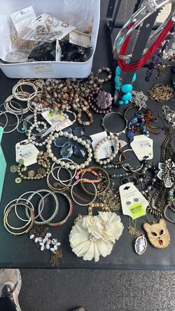 Large Mixed Costume Jewelry Lot – Necklaces Bracelets Earrings Bangles – New & Used