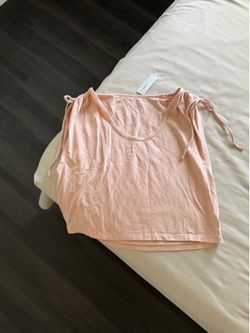 Women’s aerie top