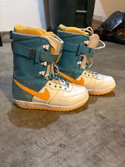 Nike Zoom Force 1’s Snowboard Boot Size 10