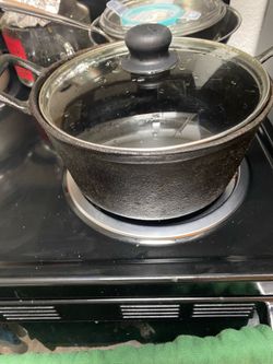 Cast iron pan