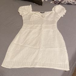 White Dress Size 4