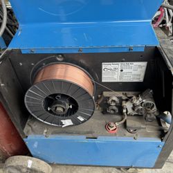 Miller 252 MiG Welder