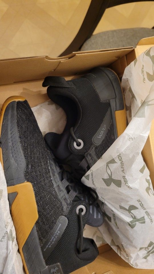 UNDER ARMOUR TRAINING SHOES
