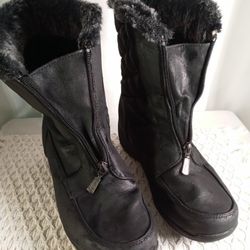 KHOMBU WOMENS HIGH ANKLE BLACK  GRAY FAUX FUR FRONT ZIP BOOTS SZ 8 WINTER RUBBER