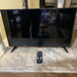 Insignia 32” LED HDMI TV with remote. THIS IS NOT A SMART TV. 