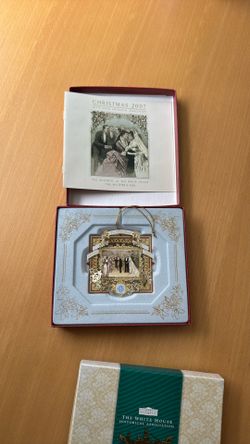 White house Christmas Ornament -2007