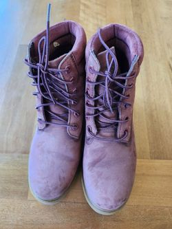 Timberland boots women size 8 burgundy $65