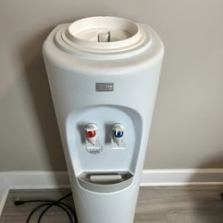 Aquverse Bottled Water Dispenser 