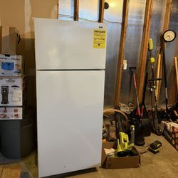 Free Refrigerator Only For Pick Up In Bothell