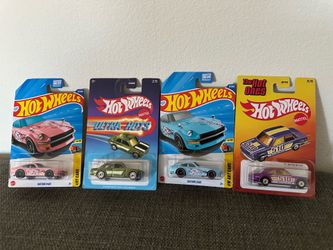 Hot Wheels Datsun lot