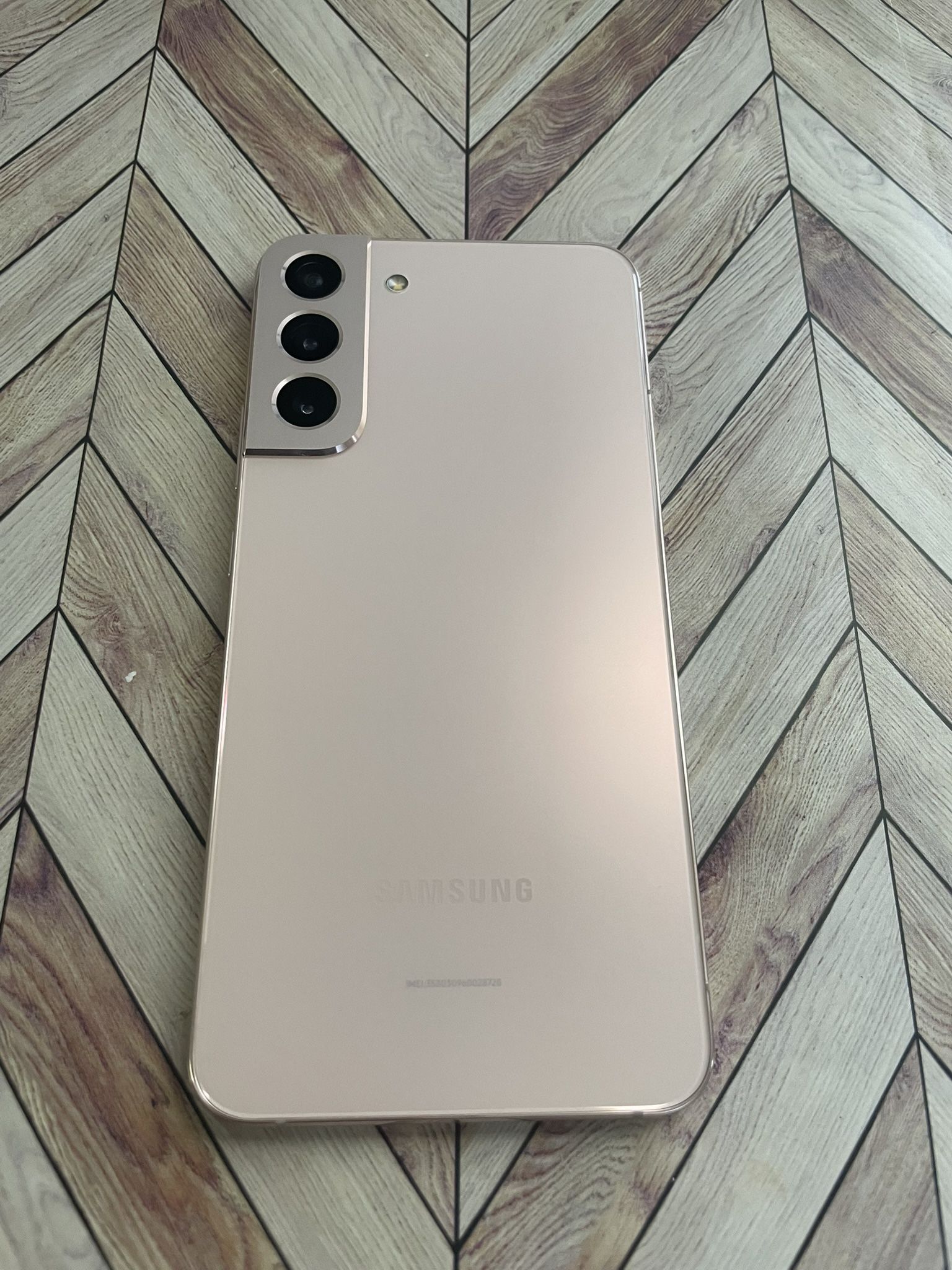 Samsung Galaxy S22 Plus (128GB) Unlocked