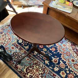 Oval Table Occasional End Table Or Bedside
