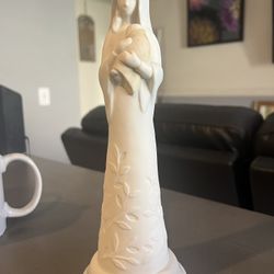 Hallmark Madonna And Child Figurine