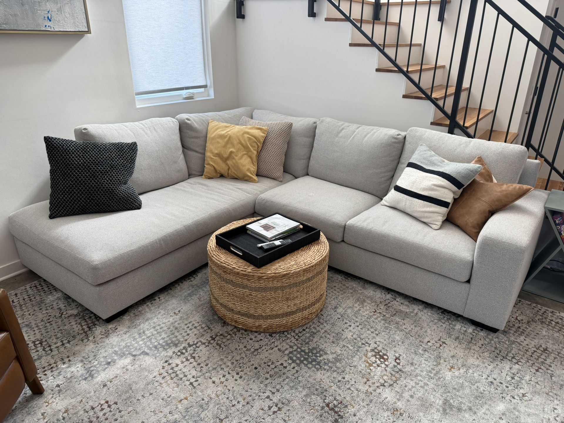 Pottery barn sectional LIKE NEW