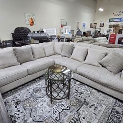 Contemporary Warm 3-Piece Sectional