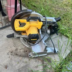 Dewalt