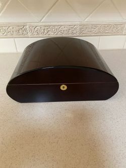 Elegant Cigar Humidor