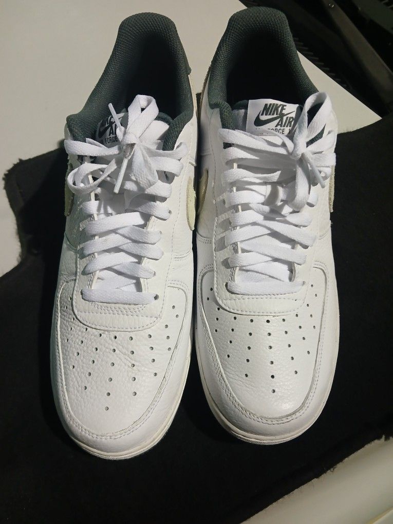 Nike Airforce Tennis Shoes