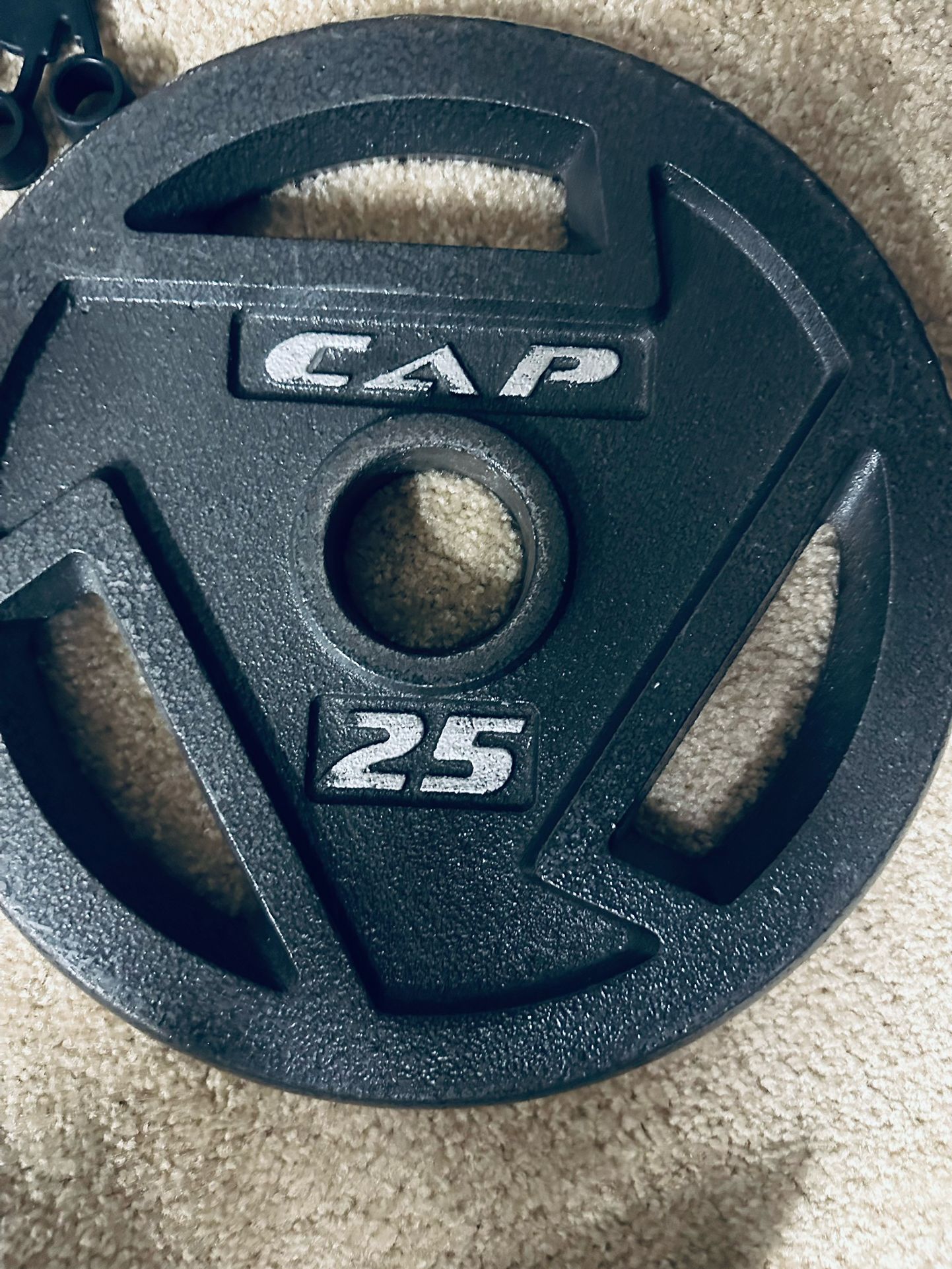 Cap 25 Ib Weight Plate