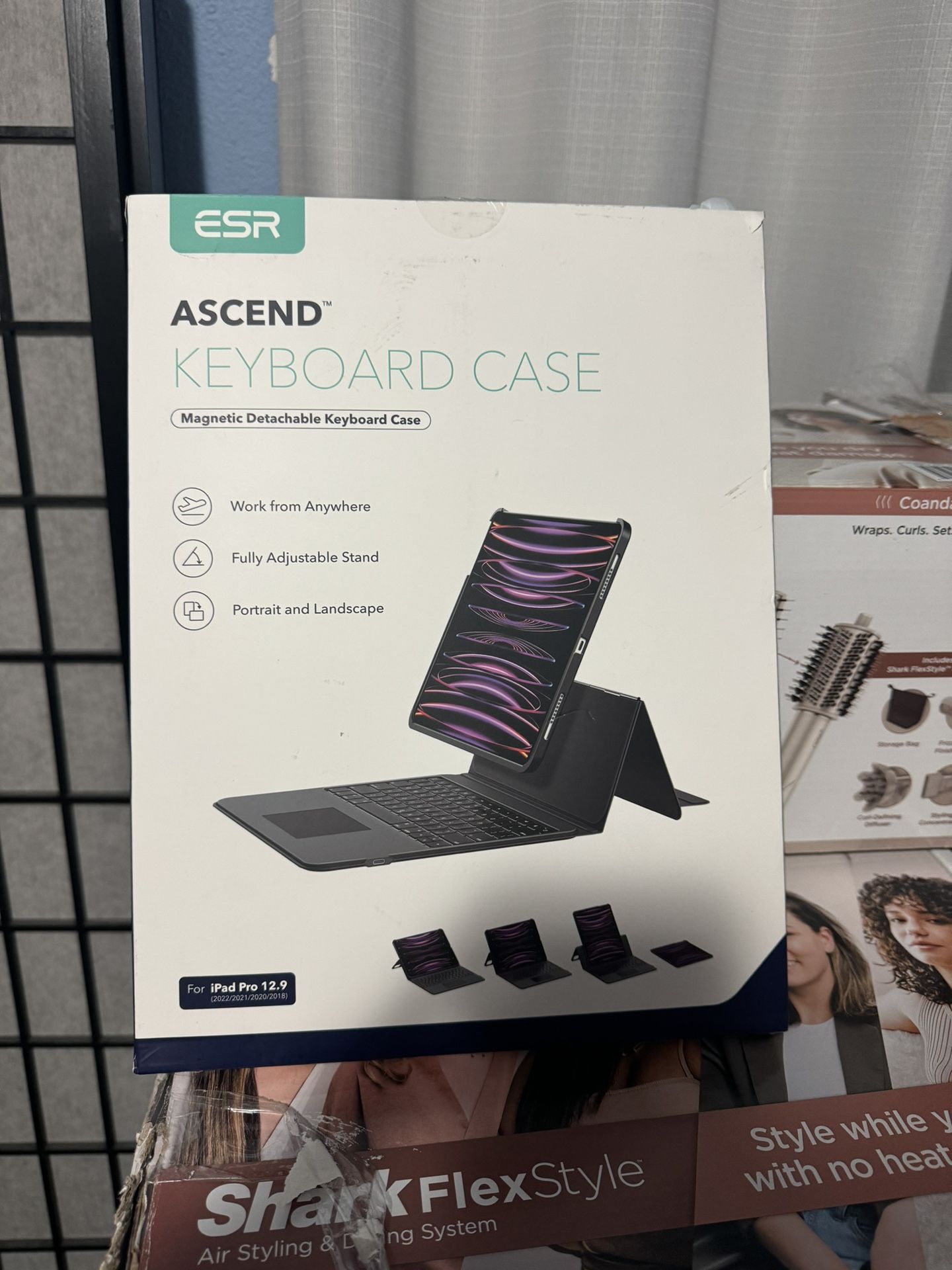ESR Ascend Keyboard Case, iPad Case with Keyboard Compatible with iPad Pro 12.9 (2022/2021/2020/2018), Magnetic Detachable Case, Fully Adjustable Port