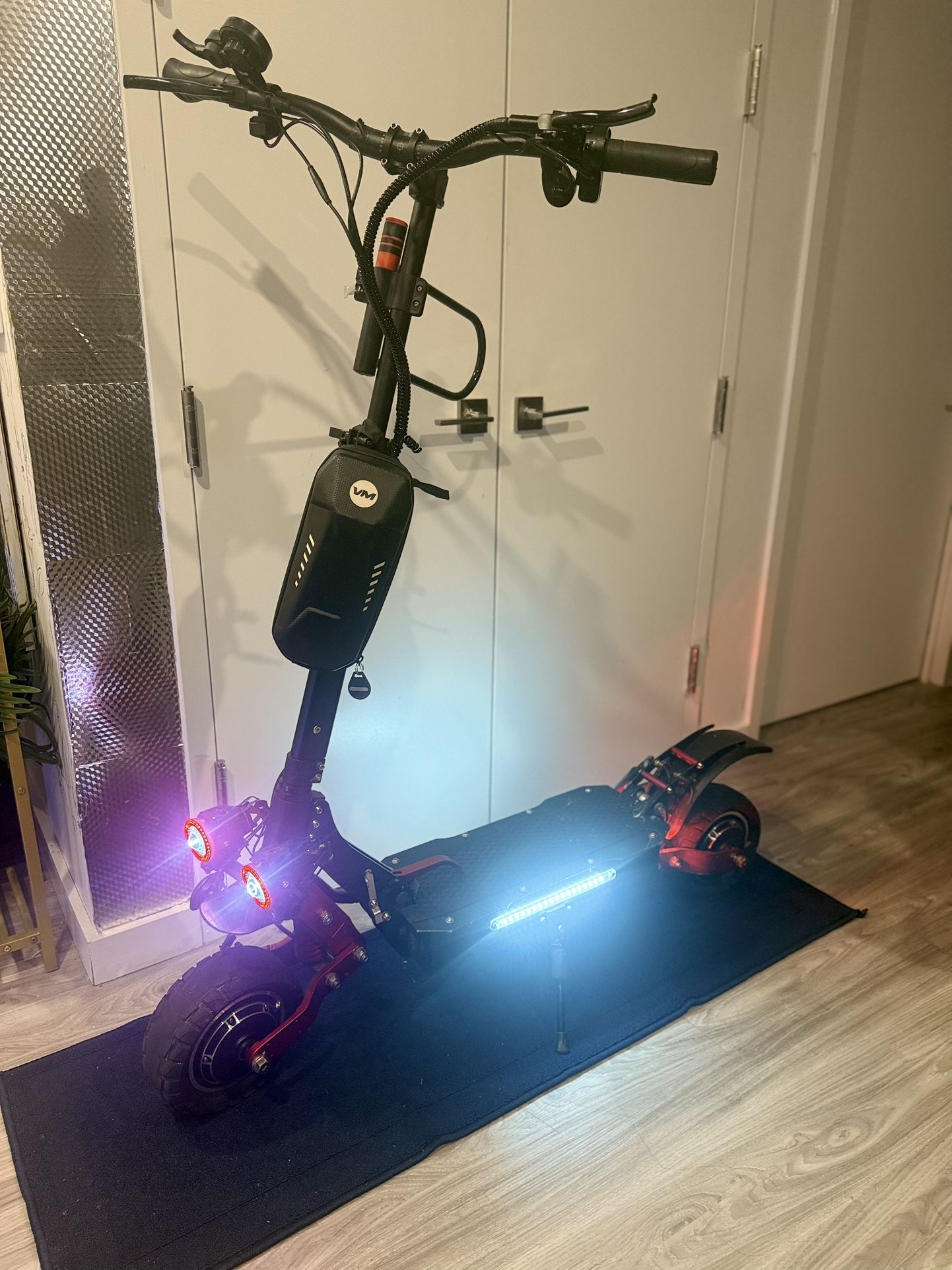 Scooter Z001
