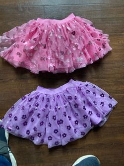 Toddler 3T Girls Skirts…. Read Description