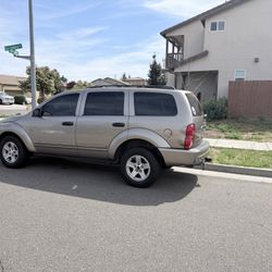 2004 Dodge Durango