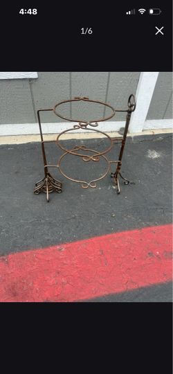 3-Tier Wrought Iron Display Stand