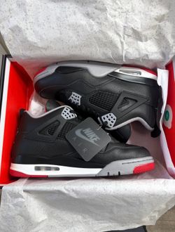 Jordan 4 Retro Bred Reimagined size 10