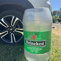 HEINEKEN inflatable Beer Sign (collectable) 