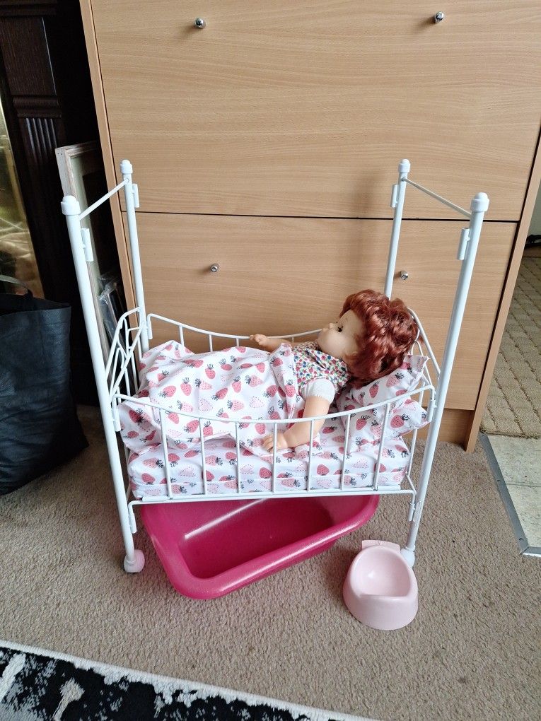 Doll 16 In Bed, Bedding, Bathing Tub , Potty