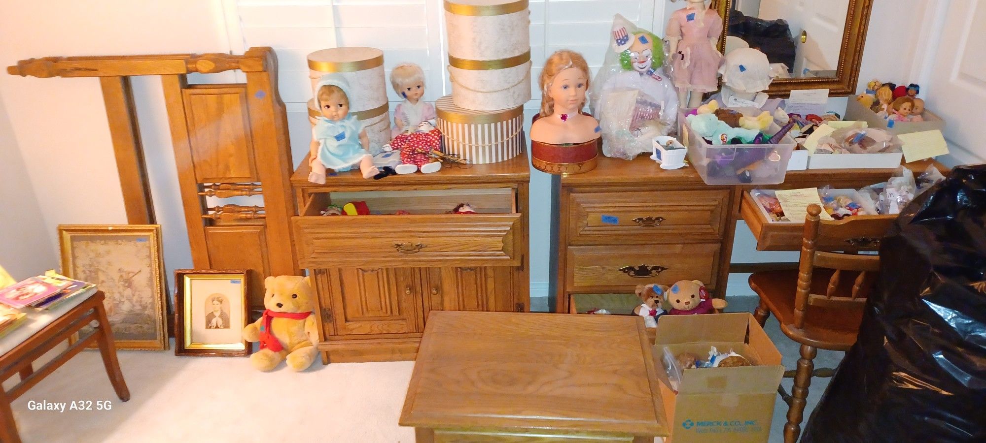 Charter Oak Hinkle Furniture Set With Twin Bed Etc.  $800obo