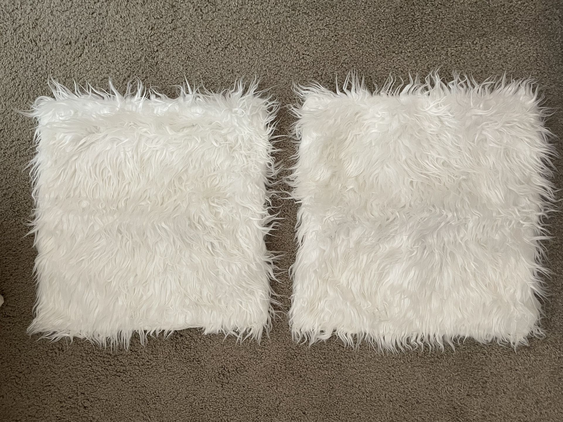 Fuzzy White Throw Pillow Cases for Sale in Renton, WA OfferUp