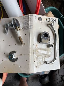 Reverse osmosis water filter system