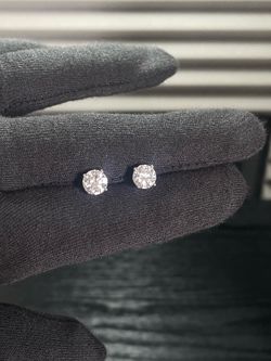 Sterling Silver 7.0mm Moissanite Stud Earrings