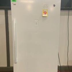 GE UPRIGHT FREEZER today FUF21MRWW ️🌟