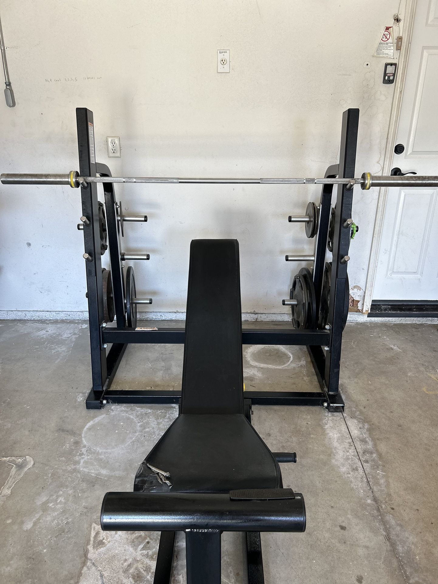 paramount bench press flat and incline