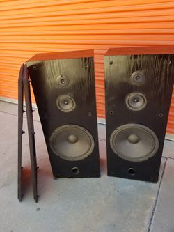 Kenwood Loud Speakers