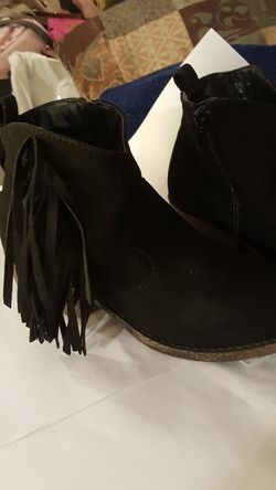 Justice black suede women's size 7inside zipper ankle boots