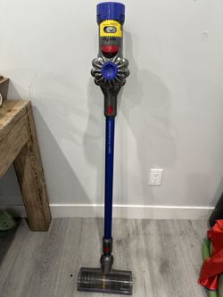 Dyson V8 Motörhead Extra