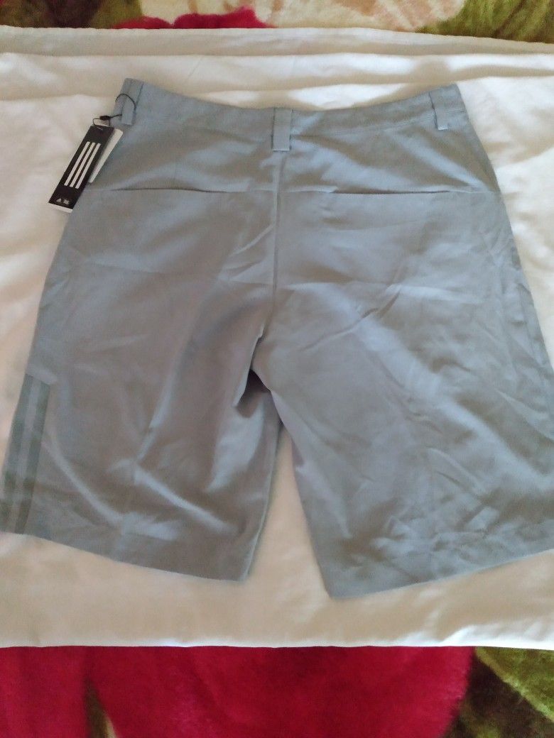 ADIDAS SHORT GOLF MENS SIZE 32