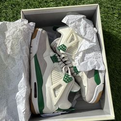 Air Jordan 4 SB Pine green Size 8 Men