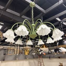 Wholesale Lighting Premium Chandeliers, Pendant Lights & Wall Sconces